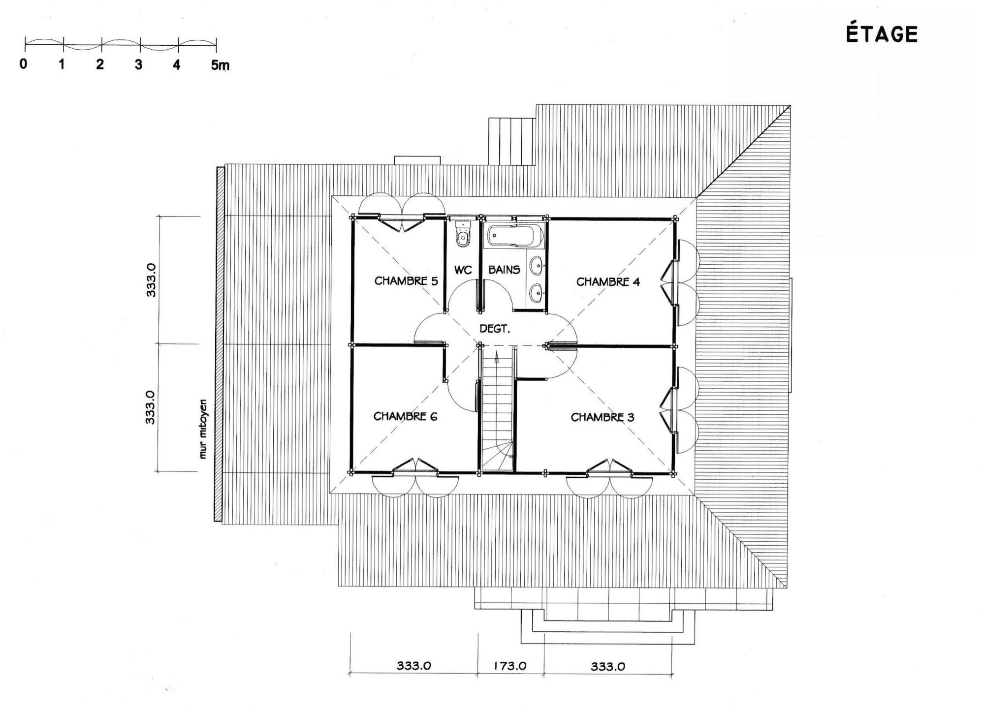 Maison 7 pièces 148 m² · à Saint-Pierre · 148 m² · 680 000 €