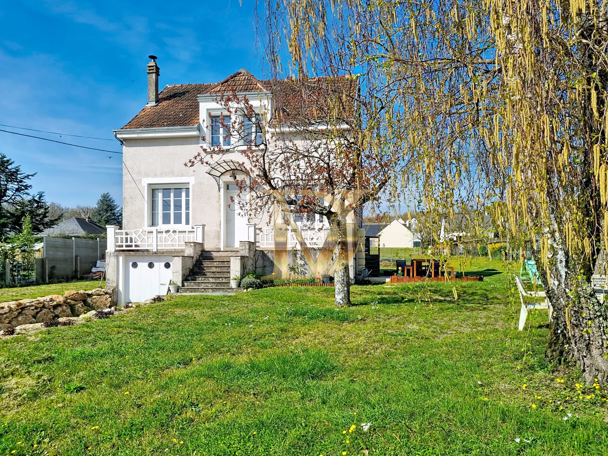 Maison 7 pièces 110 m² · à Chisseaux · 110 m² · 228 000 €