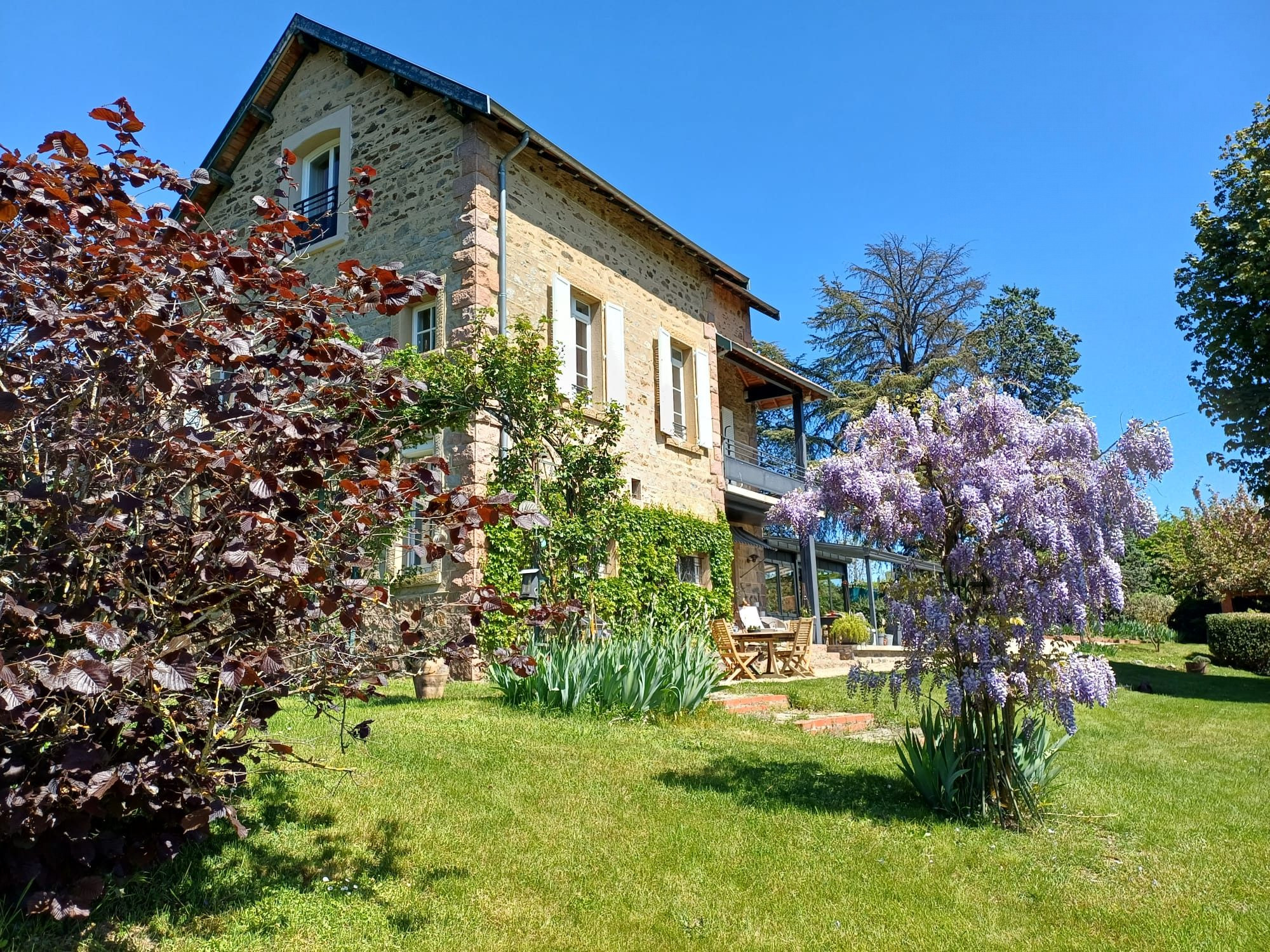 Maison 8 pièces 320 m² · à Saint-Martin-en-Haut · 320 m² · 970 000 €