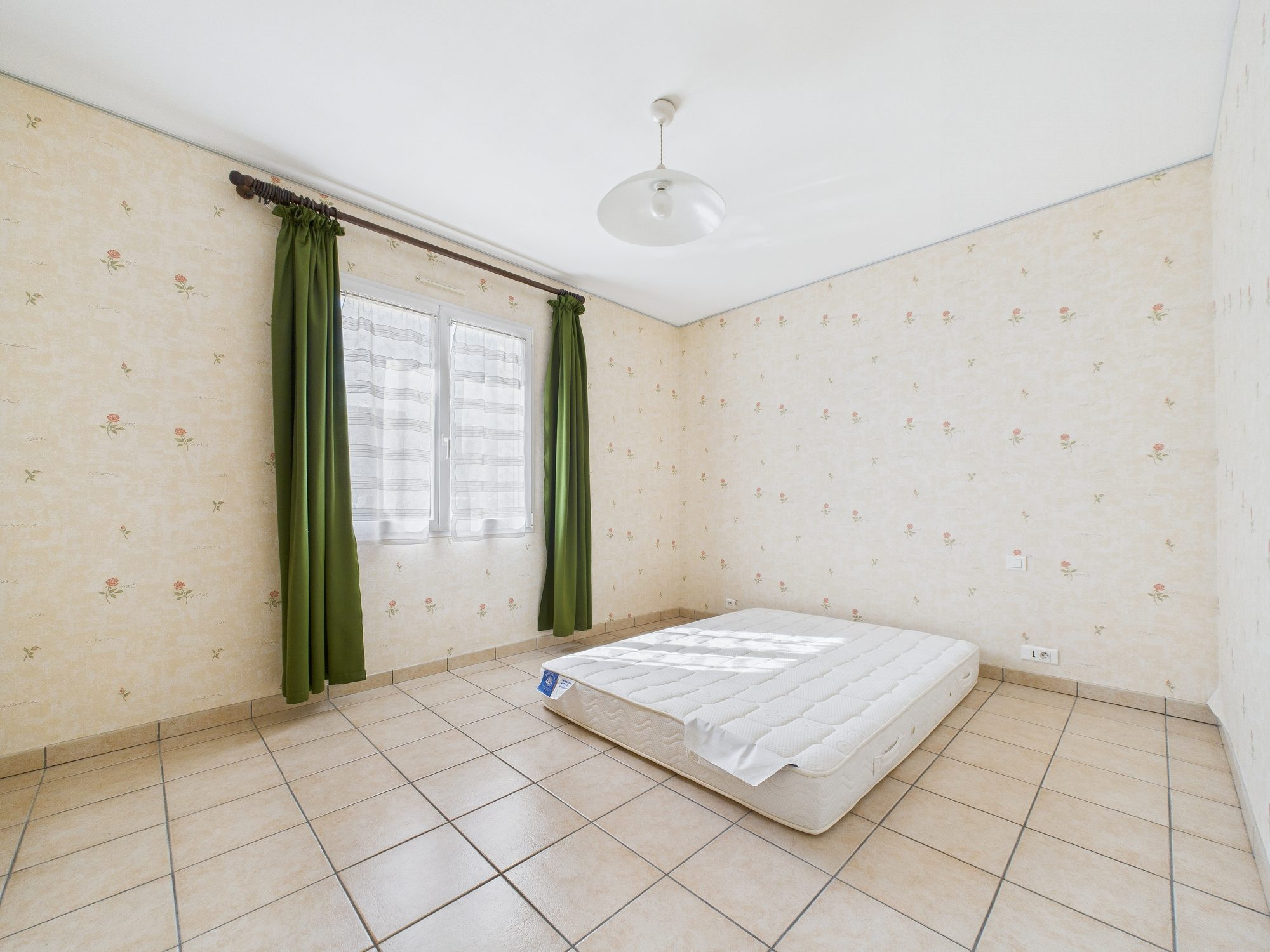 Maison 8 pièces 205 m² · à Thouaré-sur-Loire · 205 m² · 447 000 €