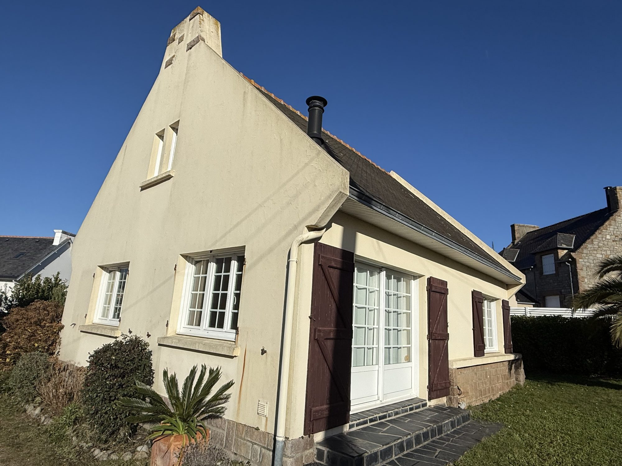 Maison à vendre à Trégastel, 85 m²