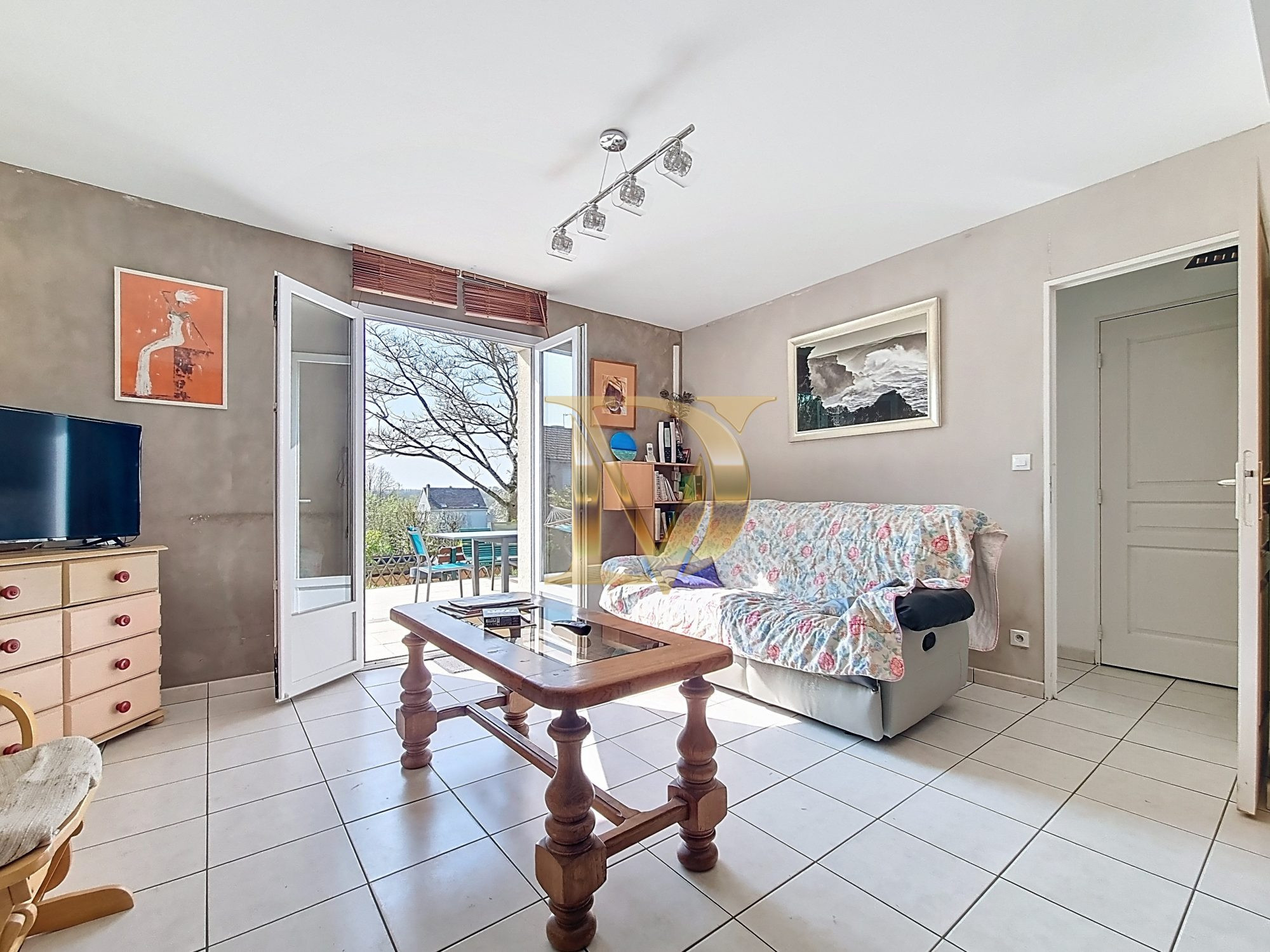 Maison 5 pièces 93 m² · à Chisseaux · 93 m² · 228 000 €