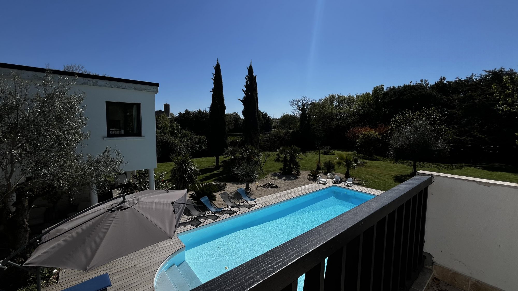 Maison 10 pièces 300 m² · à La Rochelle · 300 m² · 1 417 500 €