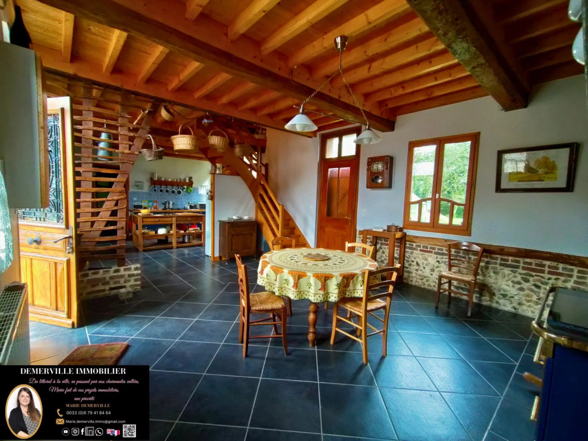 Maison à vendre à Maintenay, 340 m²