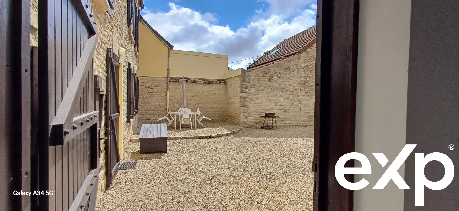 Maison 7 pièces 122 m² · à Moulins-en-Tonnerrois · 122 m² · 108 000 €