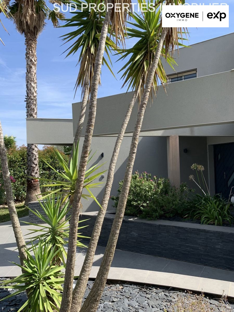 Maison à vendre à Perpignan, 218 m²