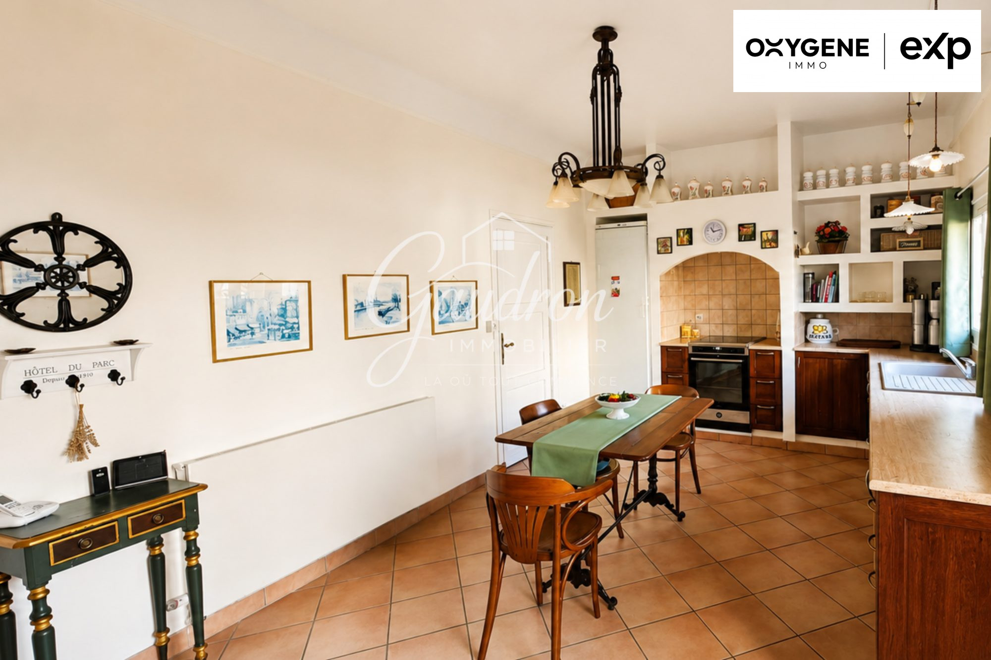 Characterful Furnished Residence - 40m² Roof Terrace 5