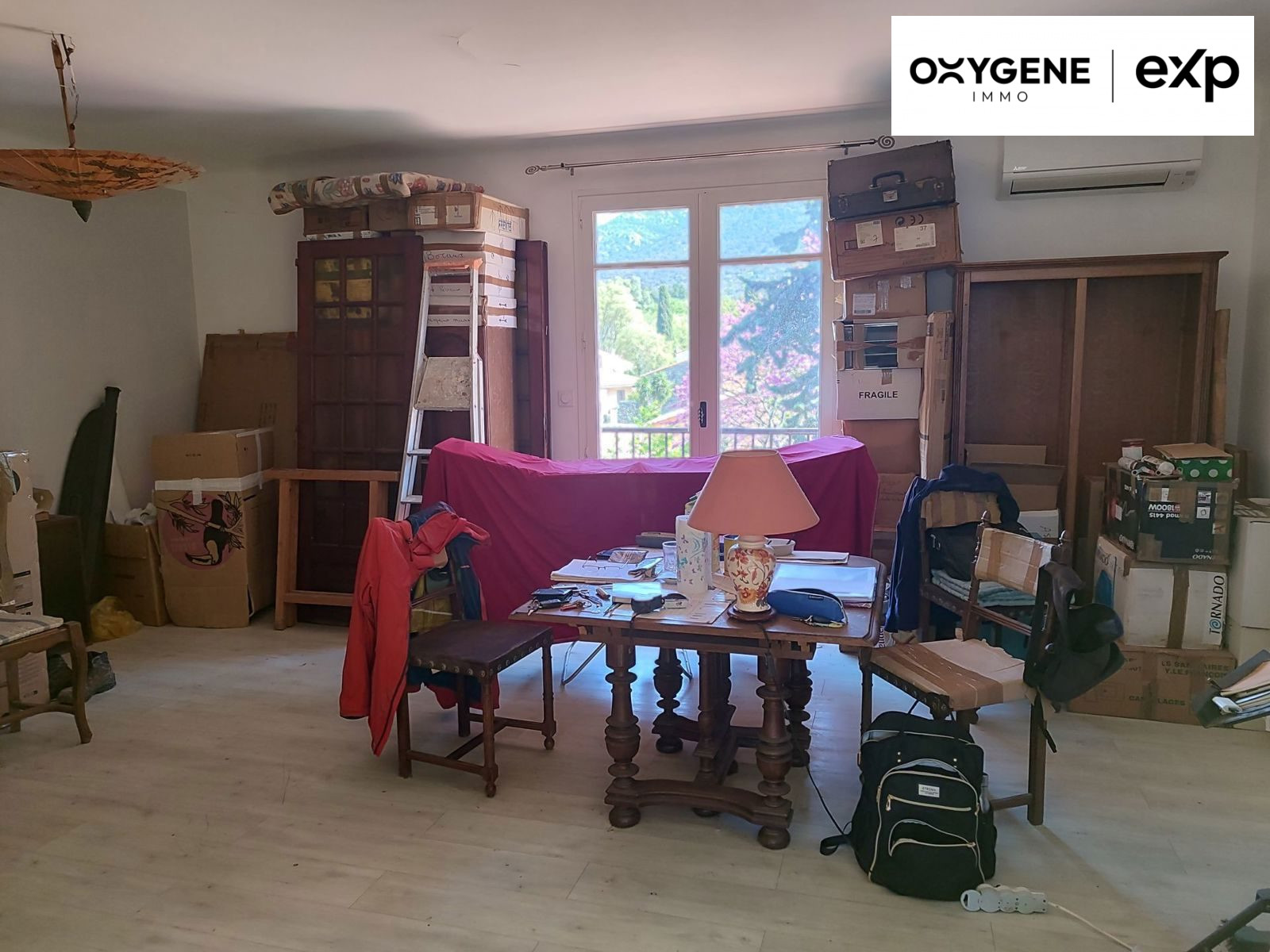 Maison au coeur du village avec un grand terrain encore constructible
