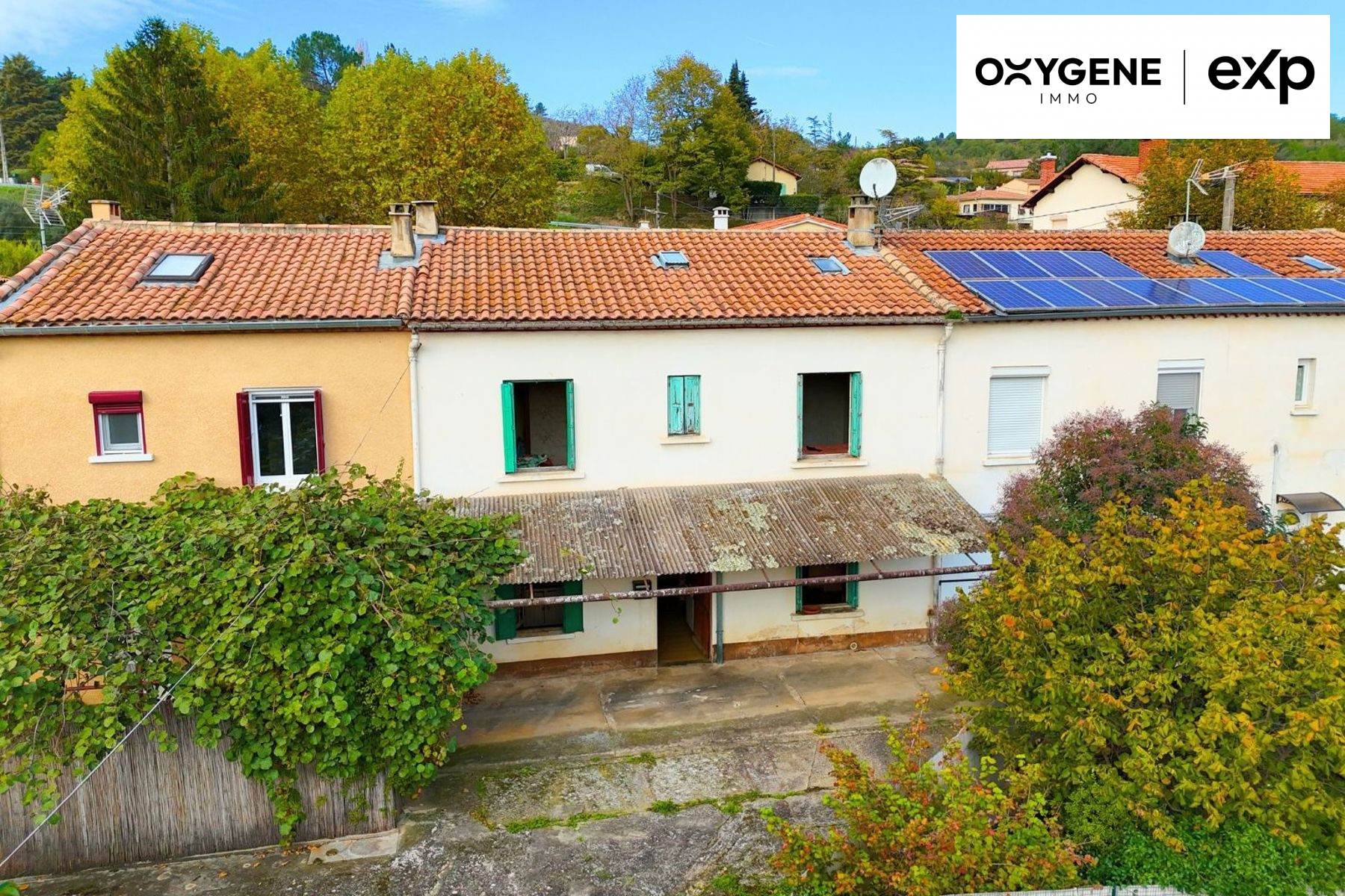 A vendre : Maison mitoyenne à rénover avec grand jardin – Bord de l’Au