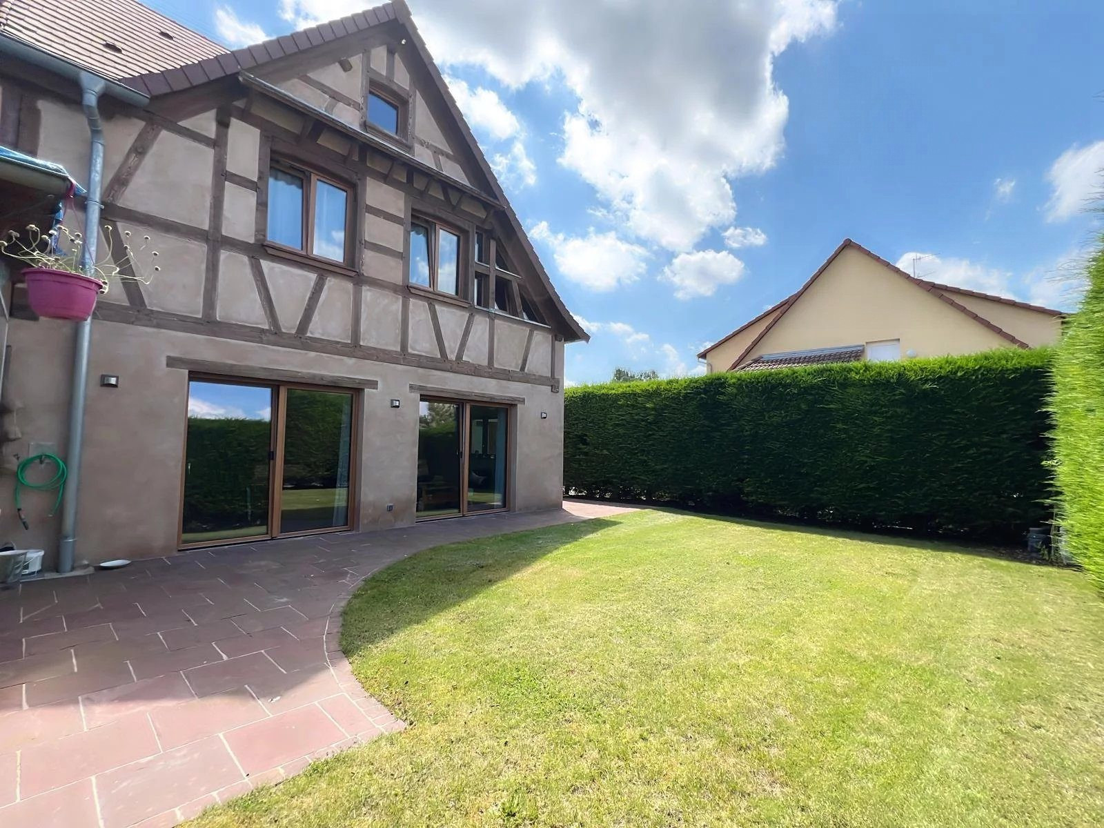 Maison 9 pièces 240 m²