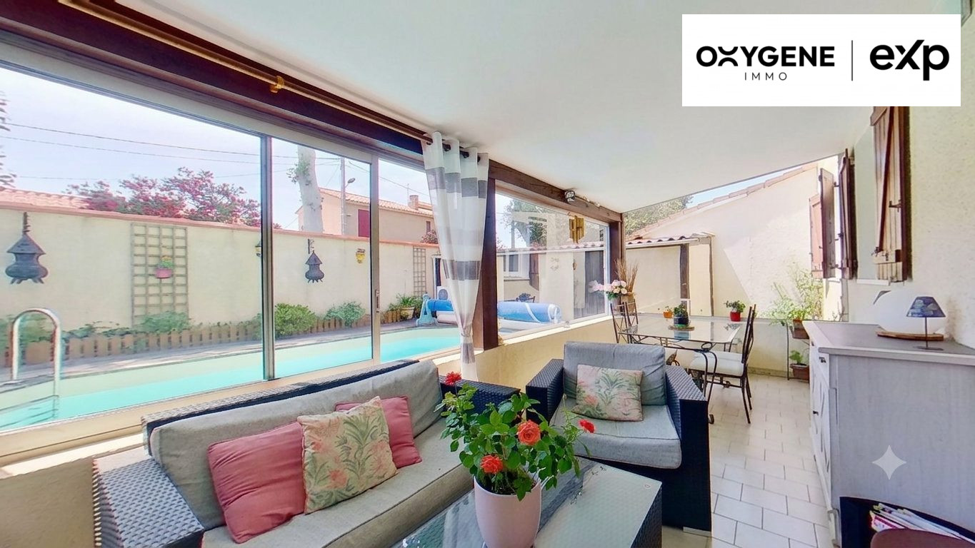 Family Home with Swimming Pool 3