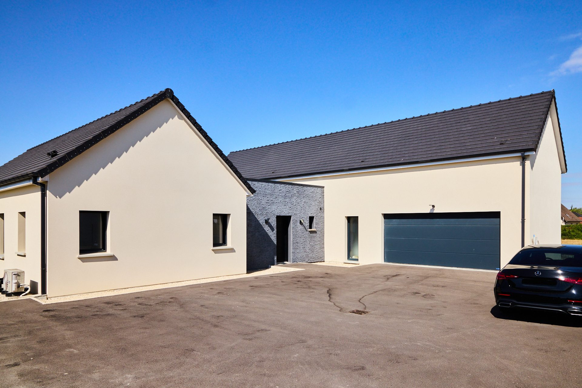 Maison Récente De 195m2, garage de 46m2, 4 chambres