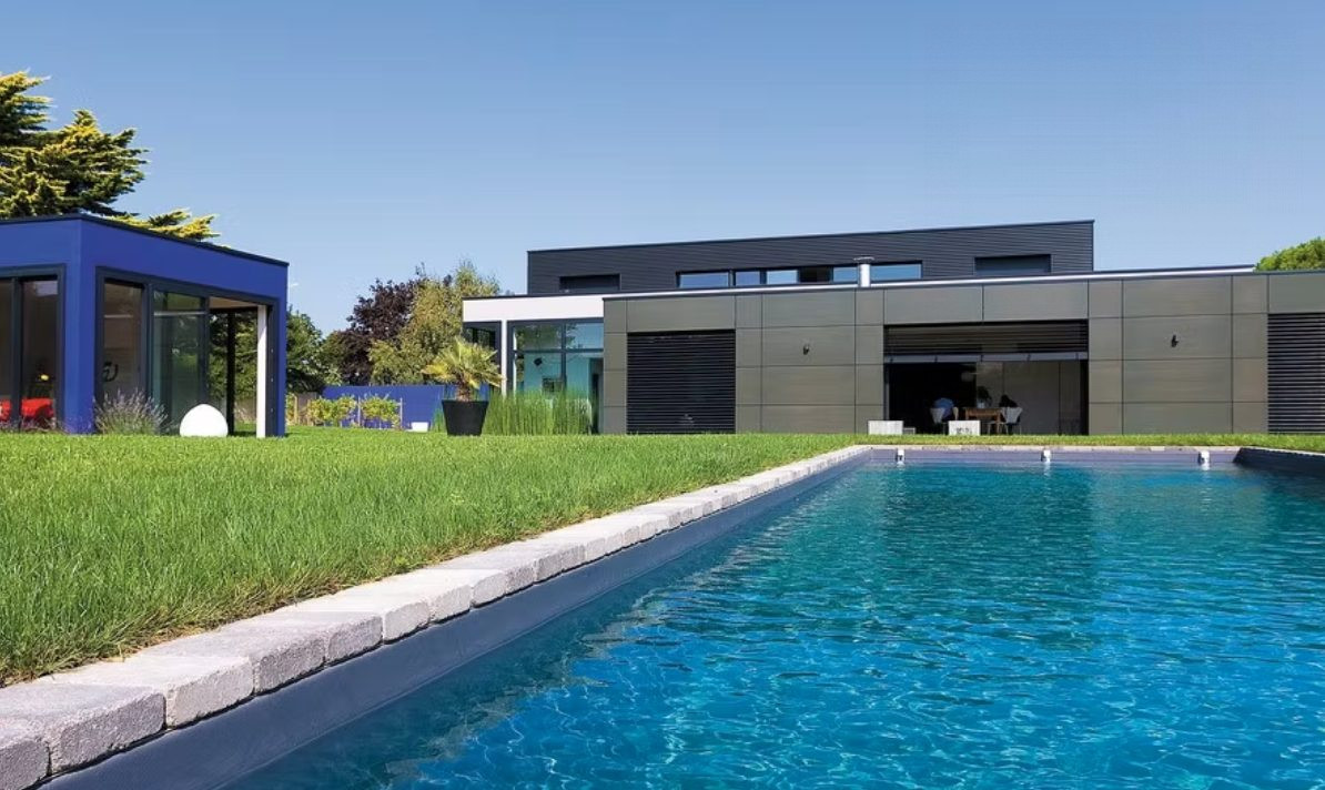 VENDU - VILLA BLEU MAJORELLE.