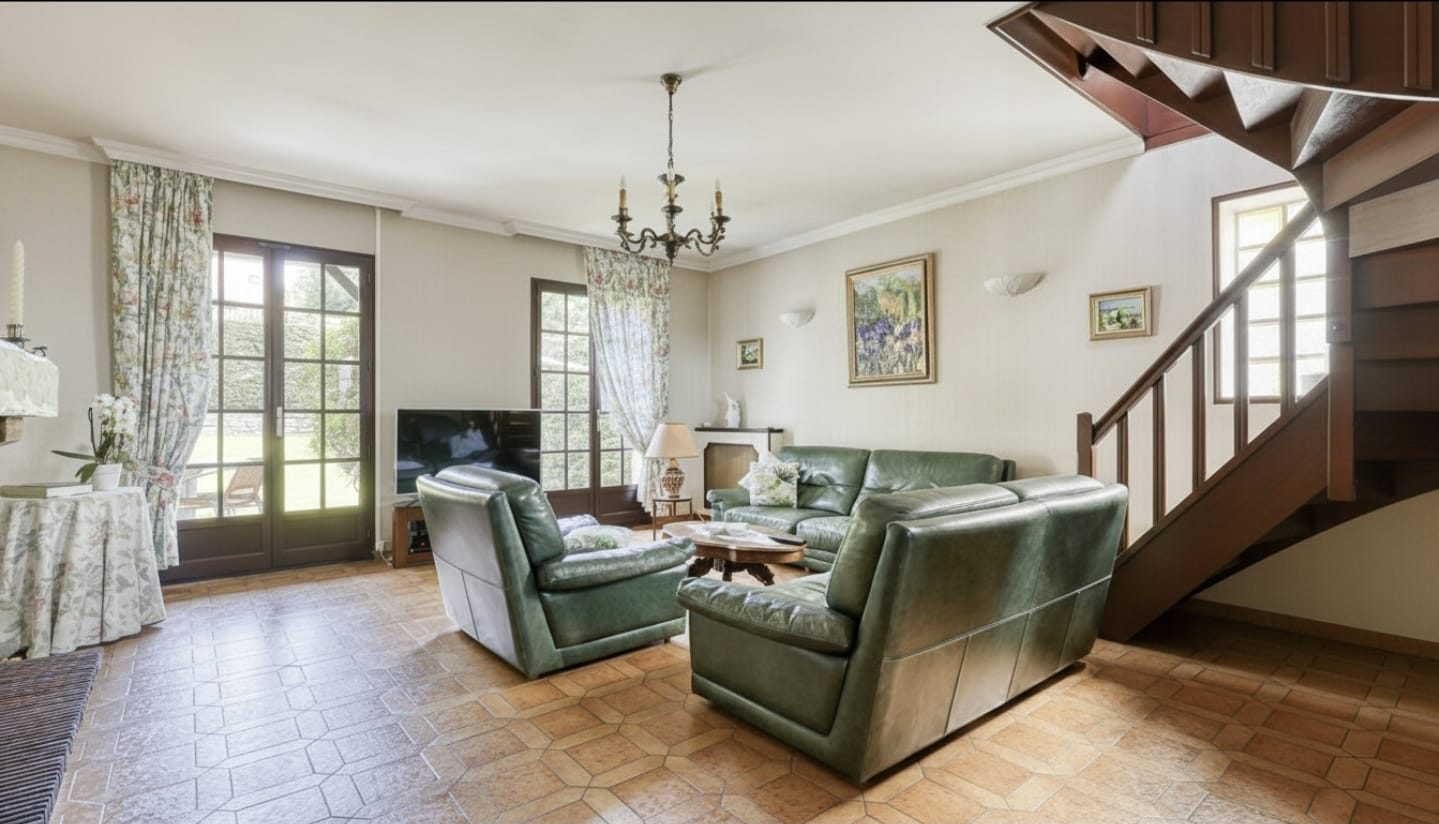 Maison à vendre à Nanterre, 137 m²