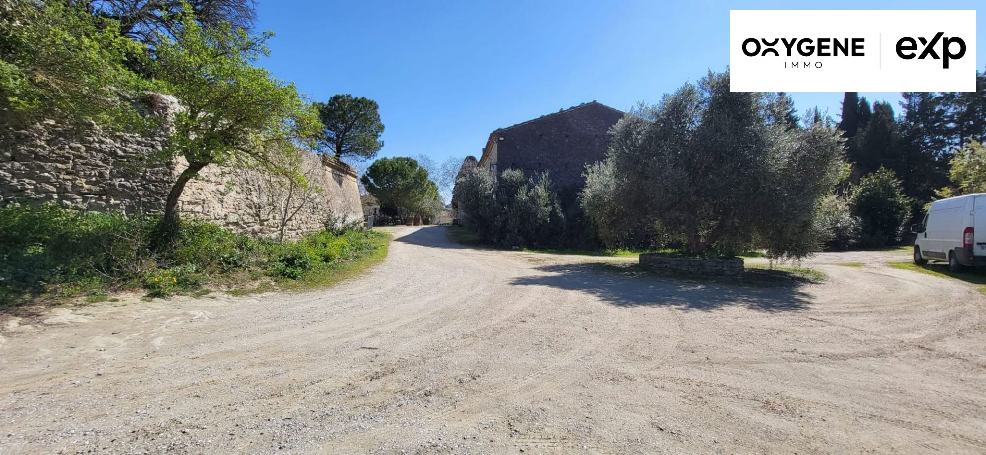 Maison à vendre à Arzens, 800 m²