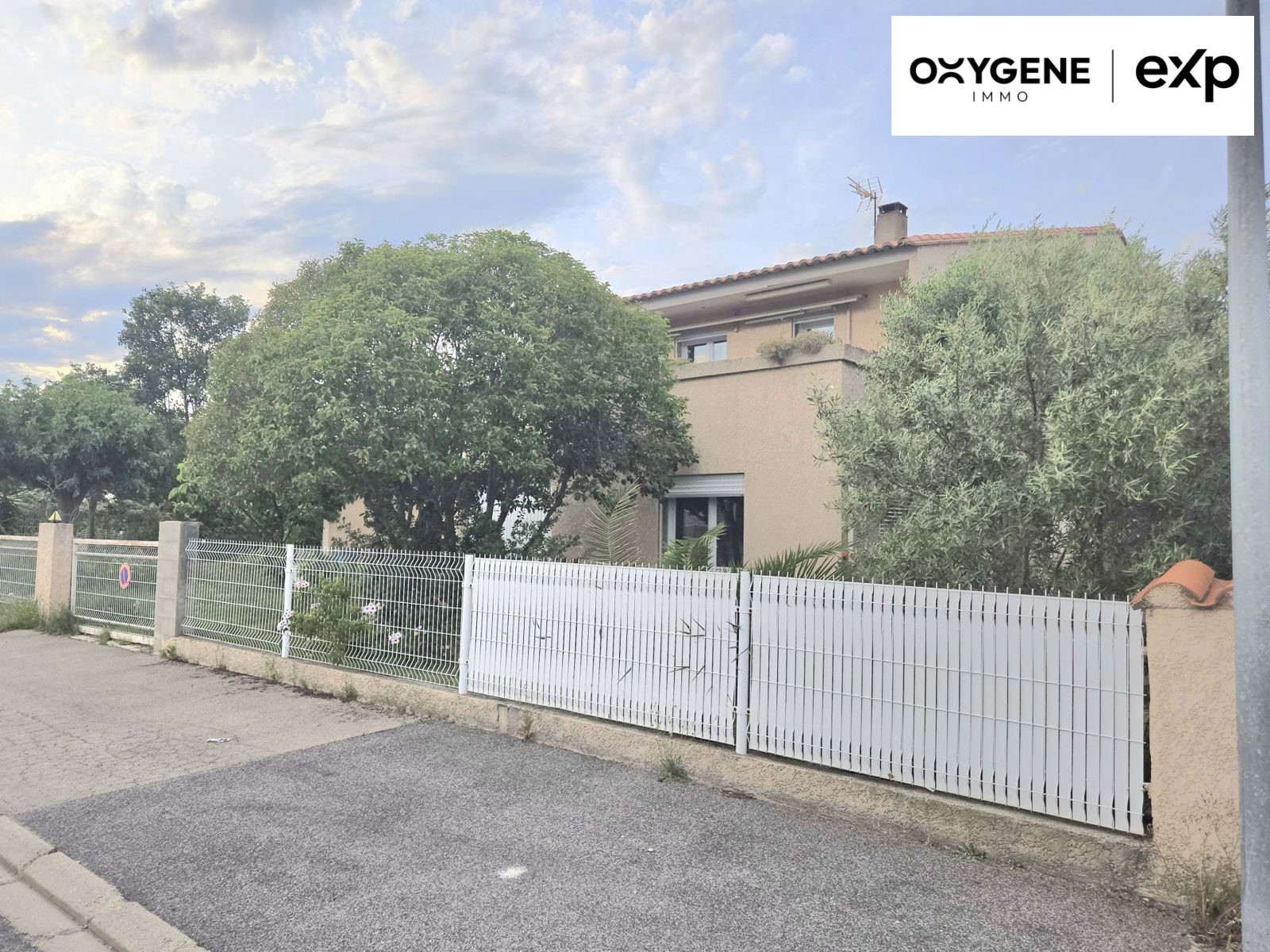 MAISON F7 (146 m²) + ATELIER à argeles sur mer