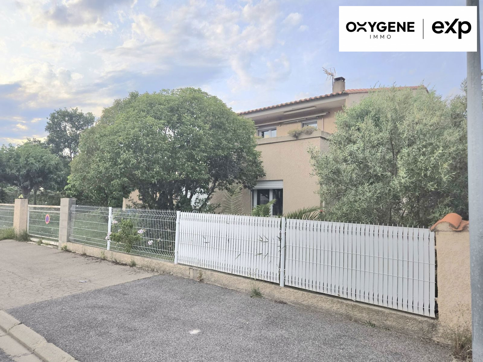 MAISON F7 (146 m²) + ATELIER à argeles sur mer