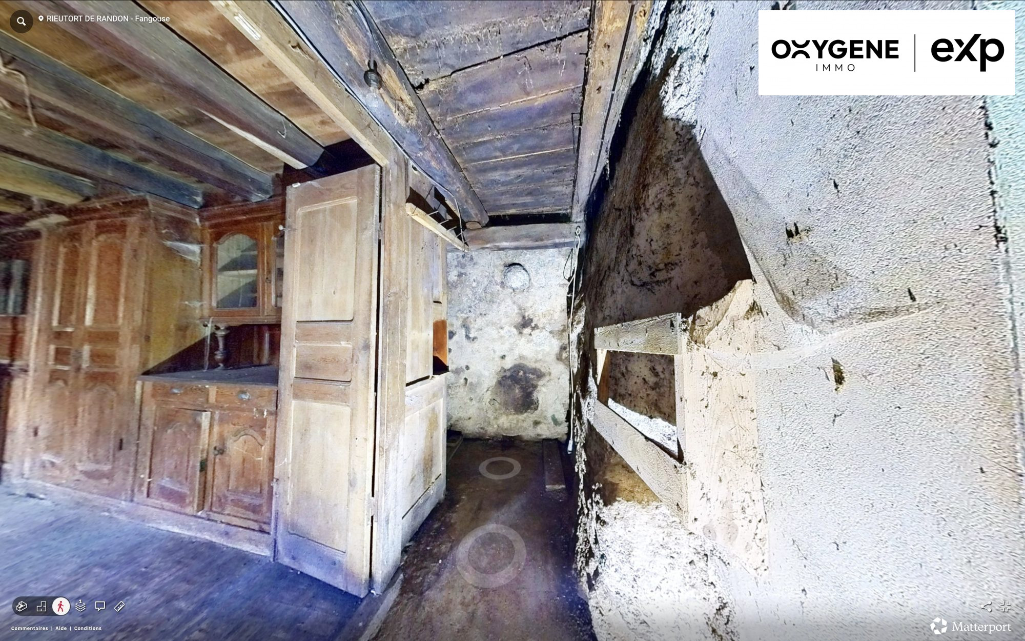MAISON EN PIERRE A RÉNOVER, 6 PIÈCES AVEC GRANGE et JARDIN