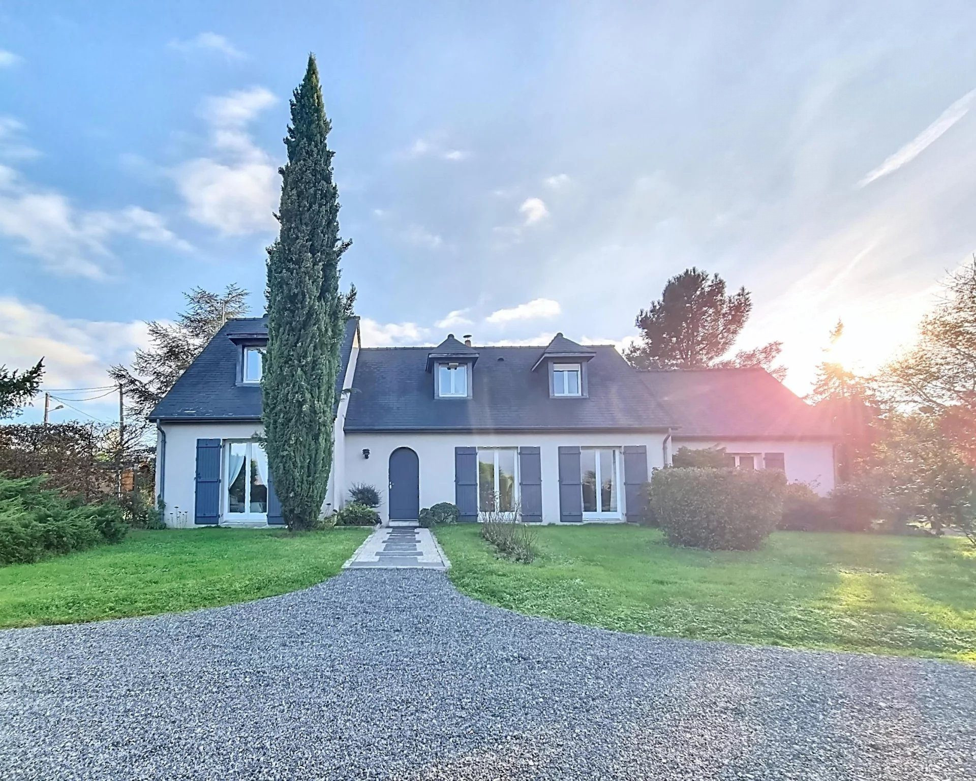 Maison à vendre à Bléré, 150 m²
