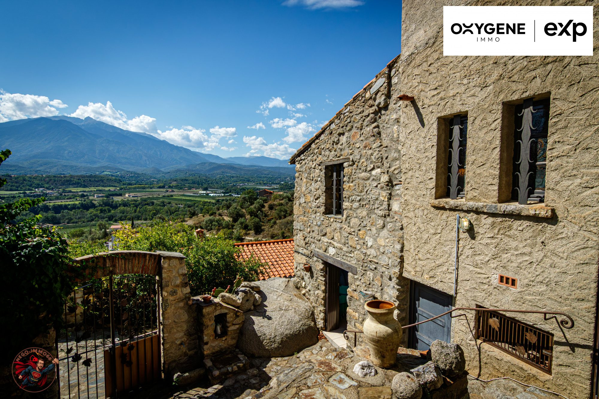 Maison de village 4 faces à Eus