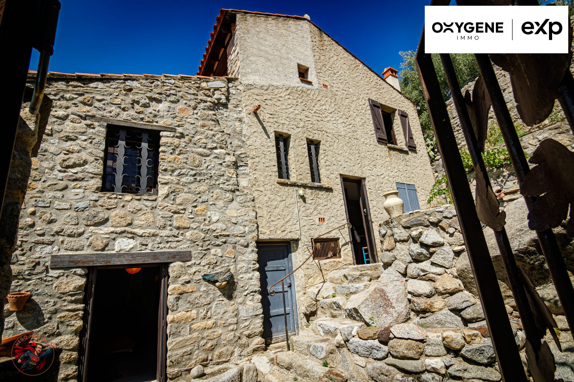 Maison de village 4 faces à Eus