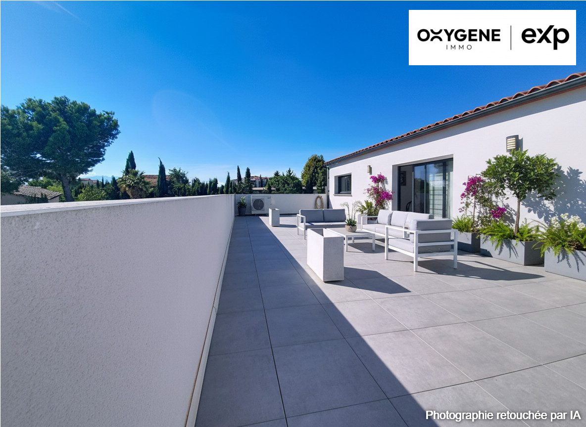 Maison comtemporaine avec piscine et garage proche des plages