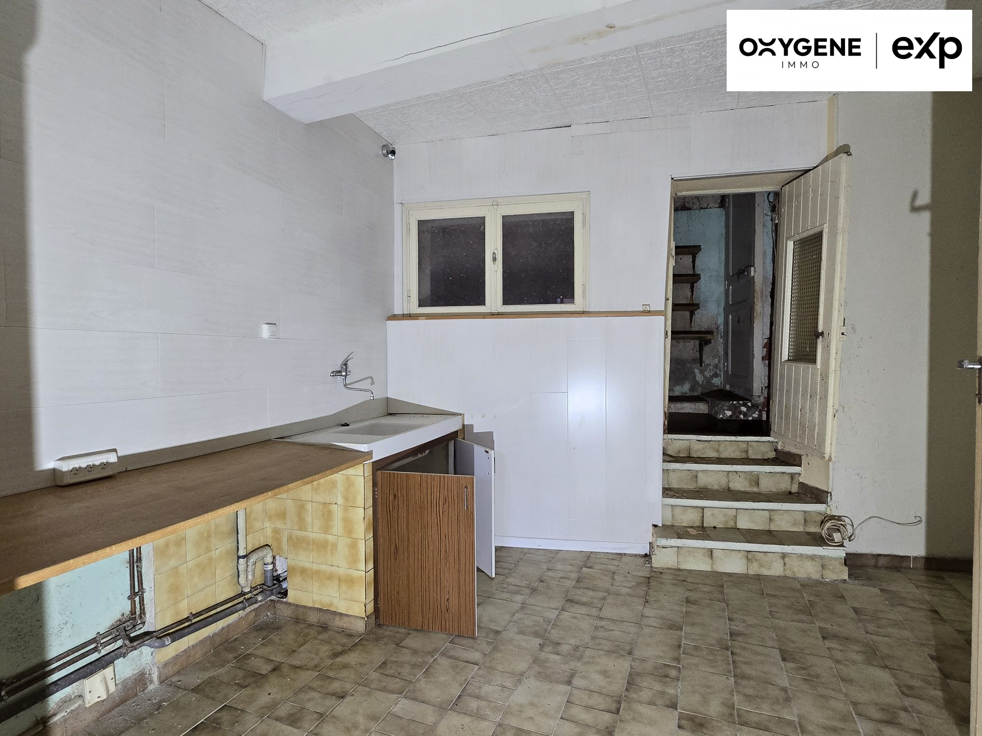 VILLAGE HOUSE TO RENOVATE 3