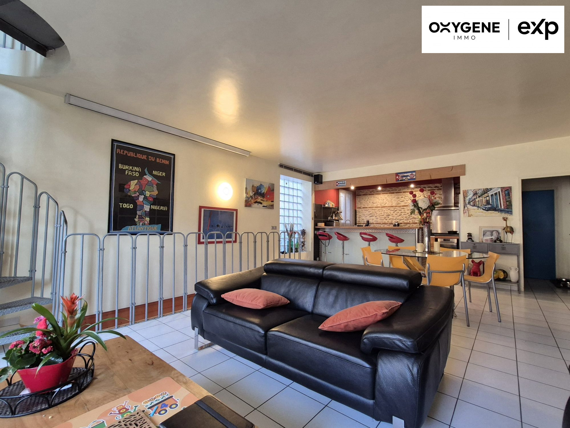 Town House with Very Large Garage 2