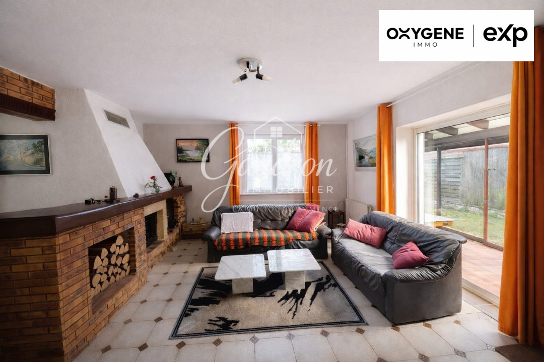 Sainte-Marie-la-Mer – T5 Villa Close to Beaches with Single-Level Living & Garden 3