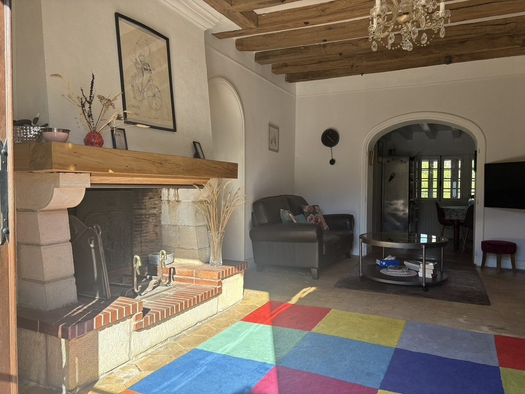 Maison 5 pièces 120 m² · à Saint-Ouen-les-Vignes · 120 m² · 220 000 €