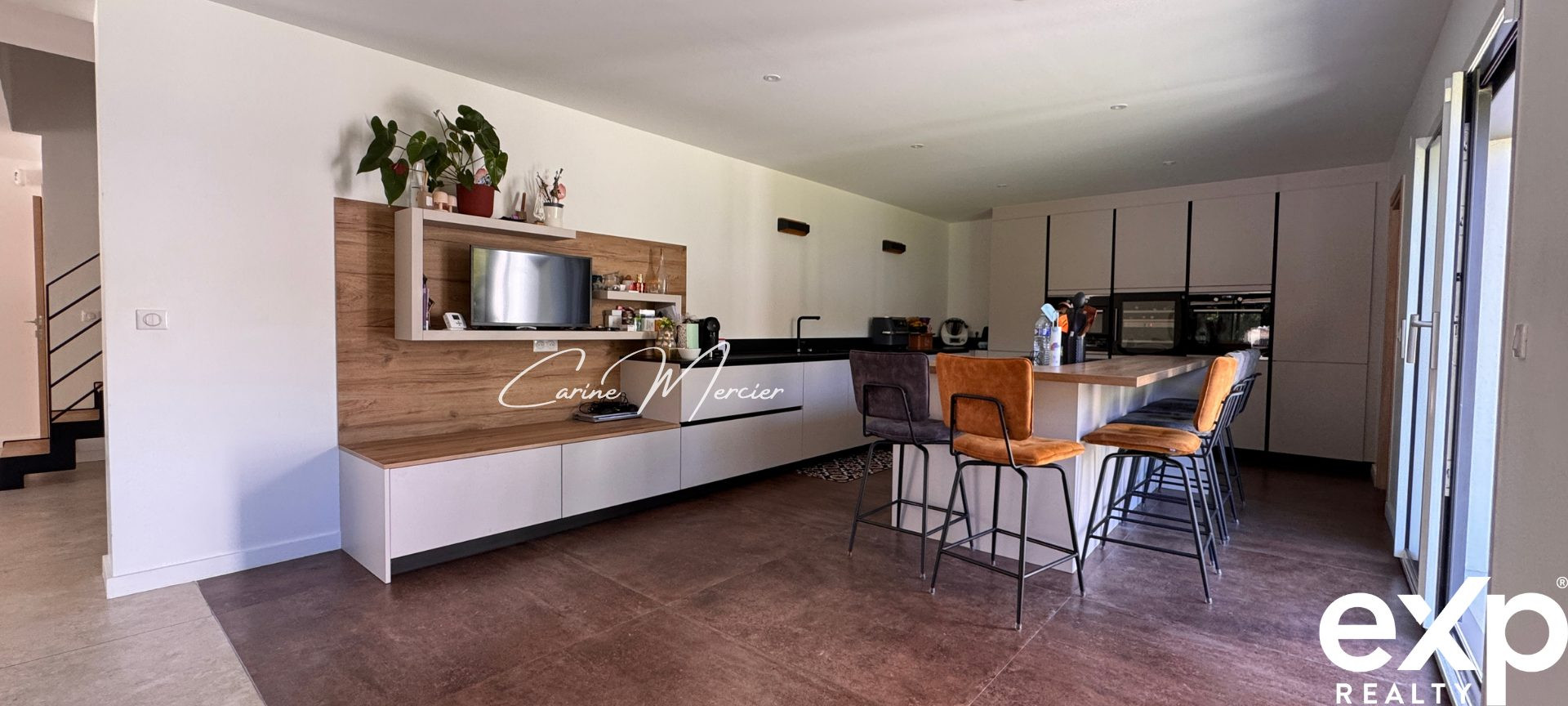 Maison 9 pièces 317 m² · à Saint-Rémy-l'Honoré · 317 m² · 1 190 000 €