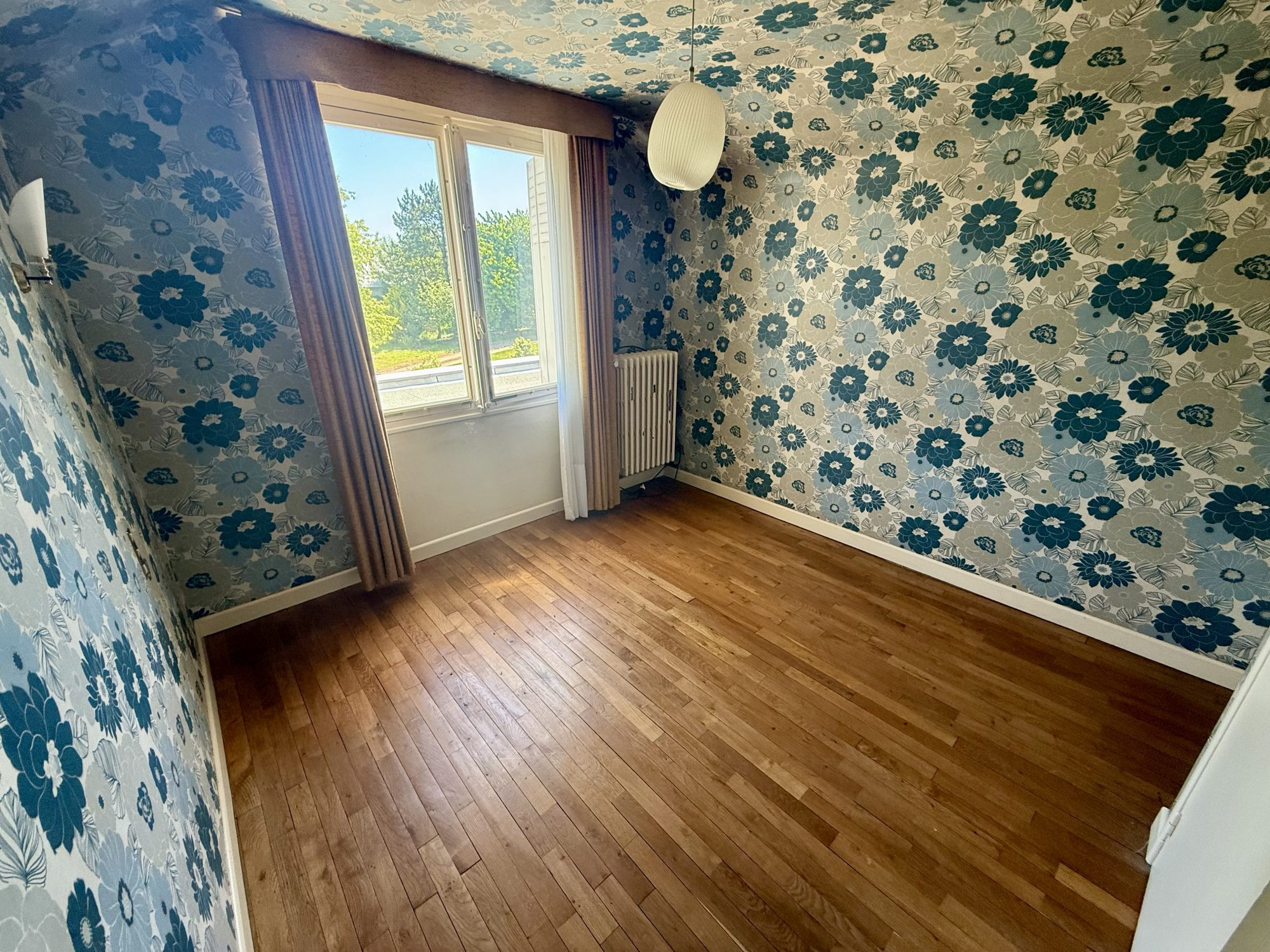 Maison 7 pièces 185 m² · à Saint-Remy-sur-Bussy · 185 m² · 179 000 €