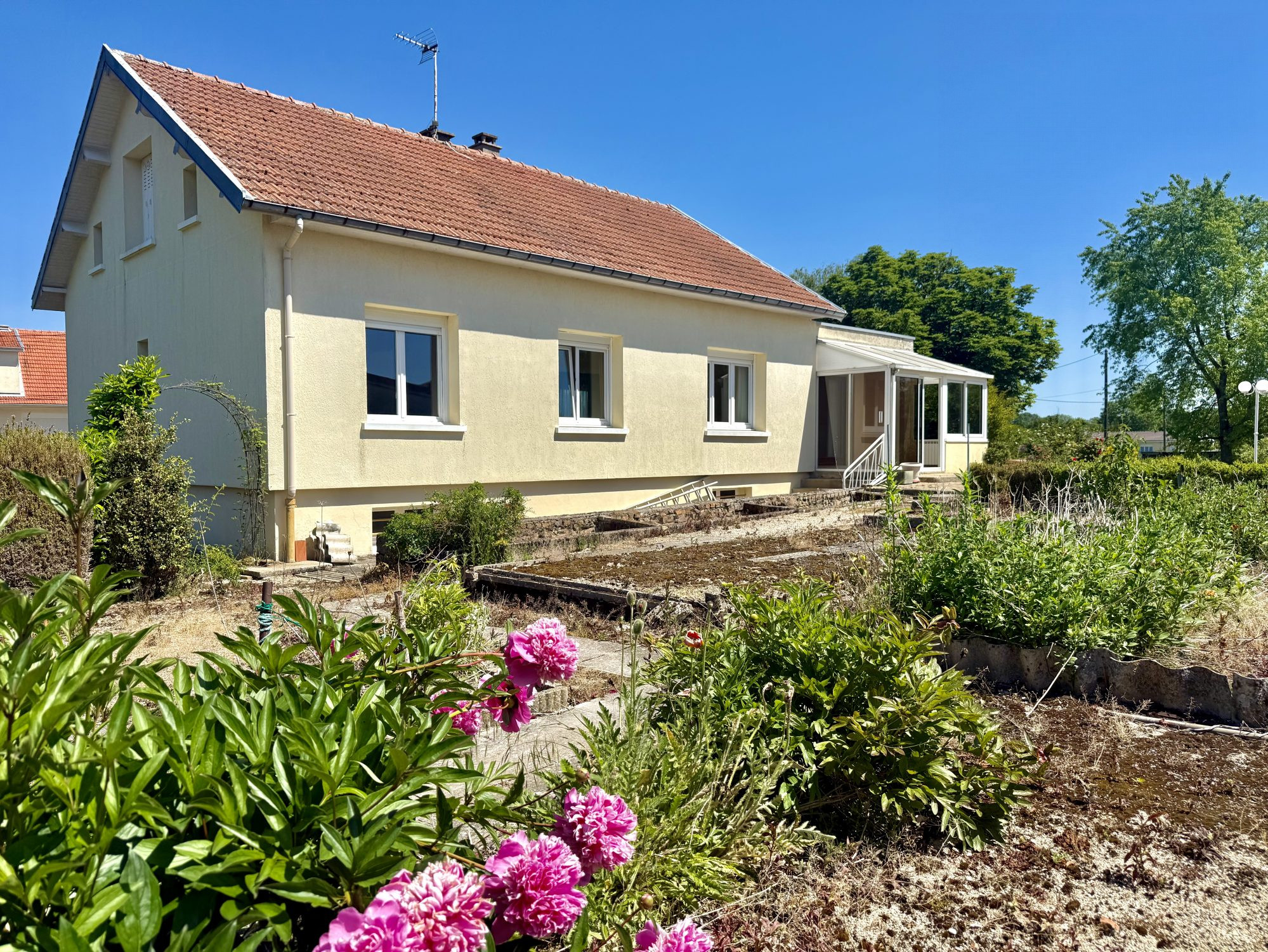 Maison dans Saint-Remy-sur-Bussy