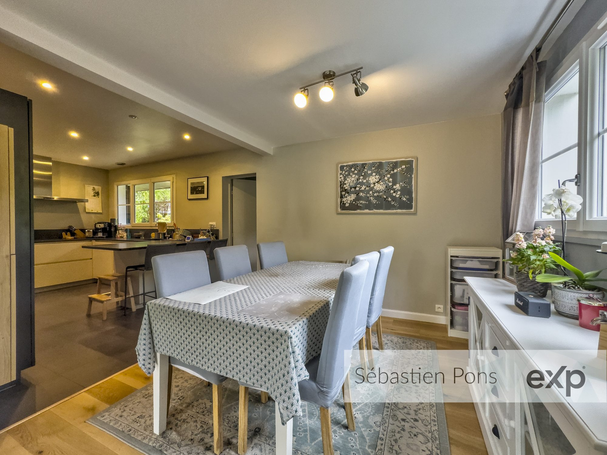 Maison à vendre à Chavenay, 220 m²