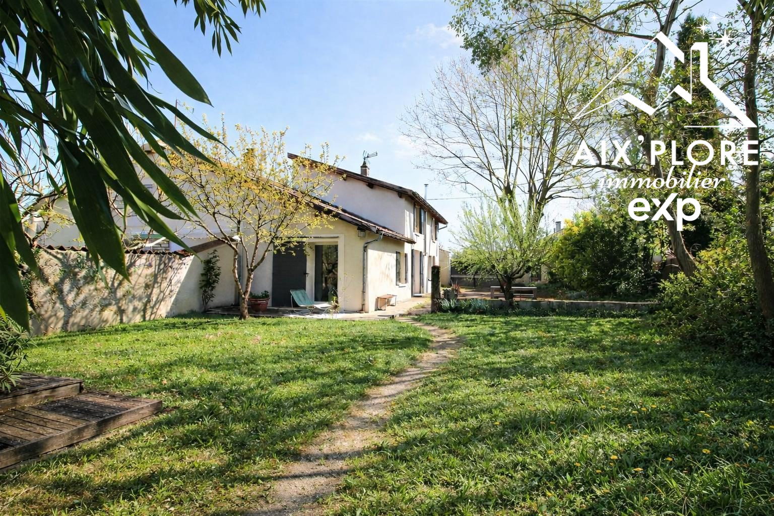 Propriété de charme rénovée – 175 m² – Coup de cœur assuré – Thil
