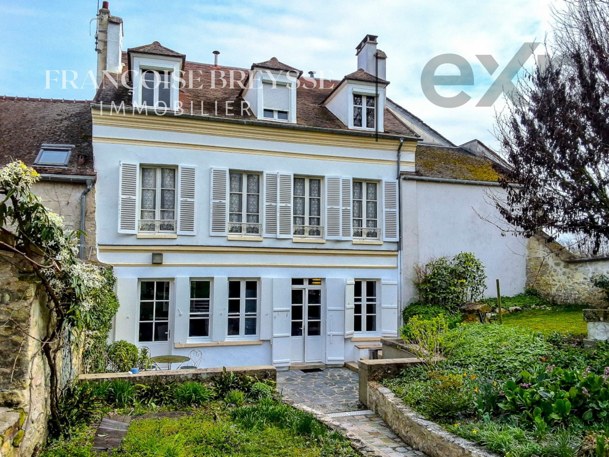 Andrésy (Yvelines) — Élégante demeure Second Empire avec jardin et vue sur la Seine