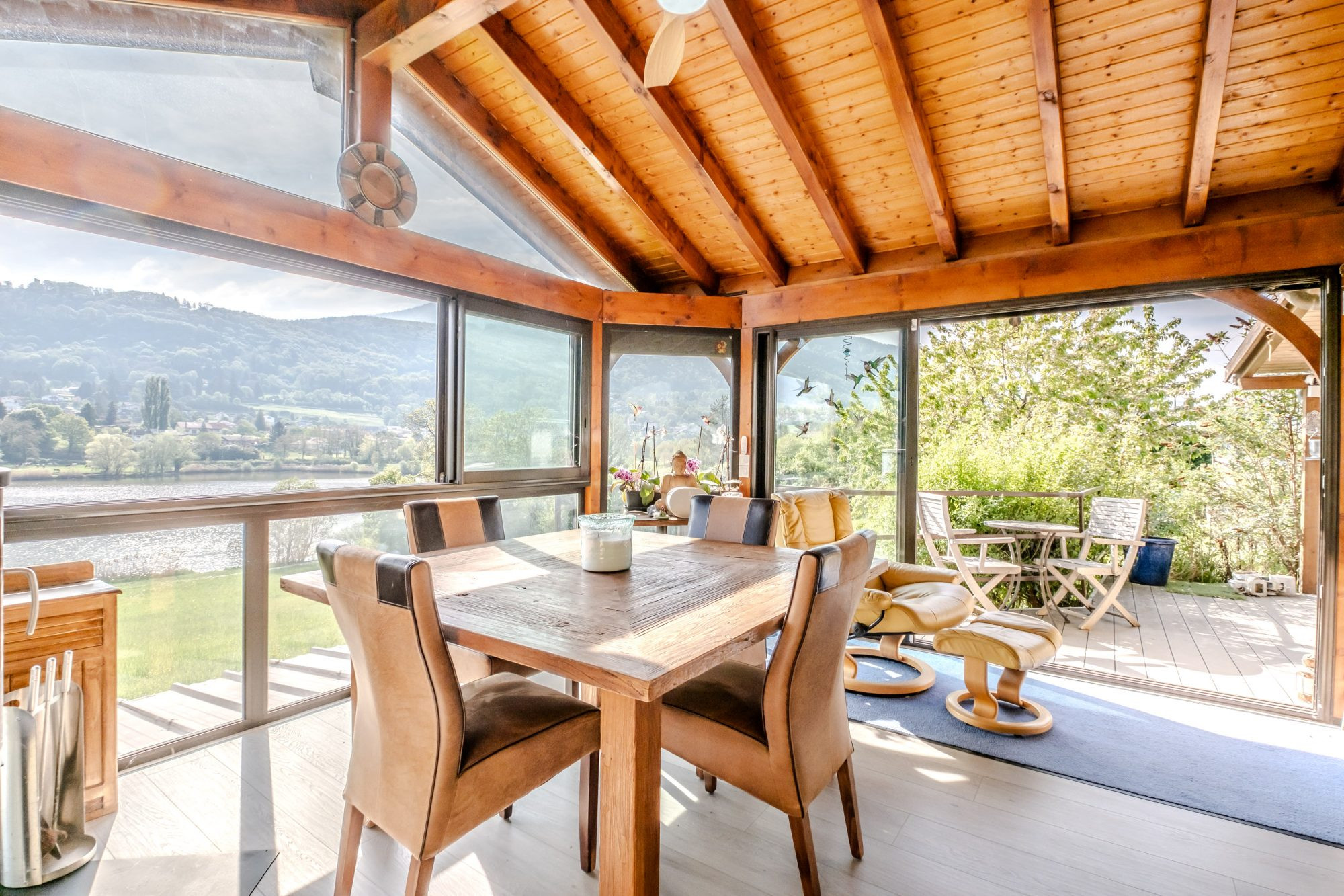 Maison de plain-pied 102 m² - Vue lac de Machilly - Sous-sol complet