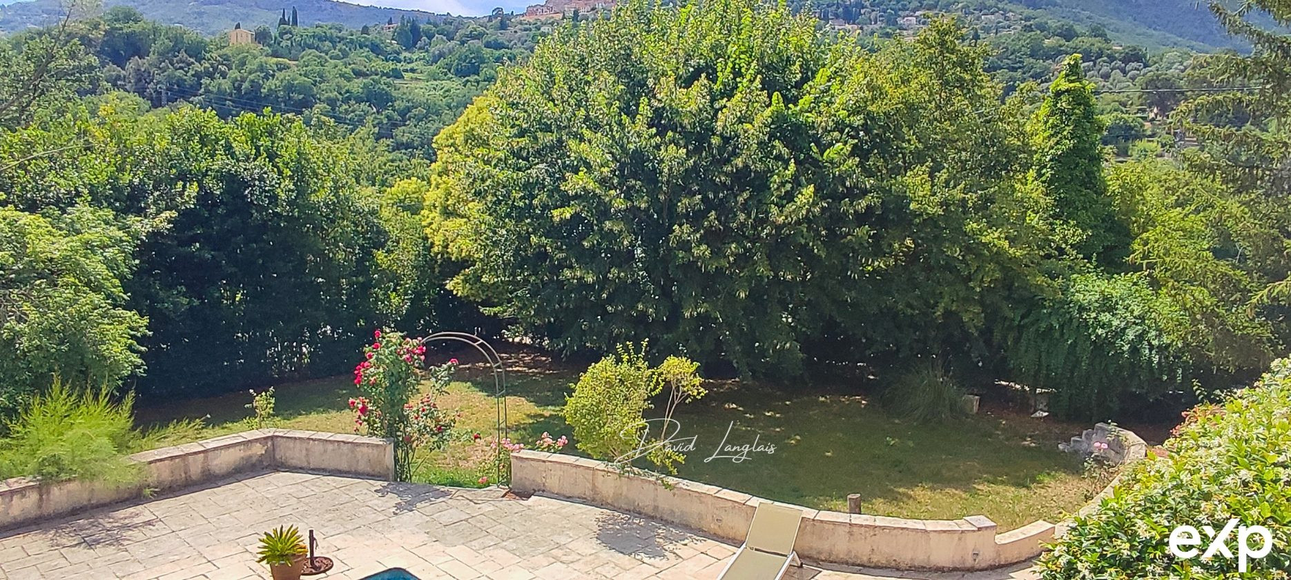 Maison à vendre à Tourrettes-sur-Loup, 242 m²