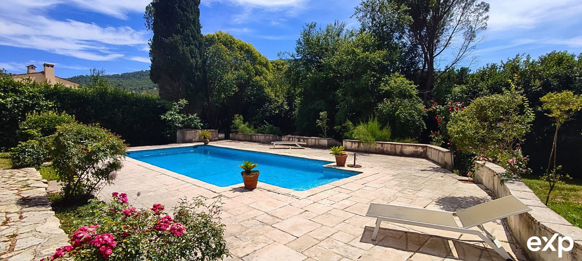 Maison à vendre à Tourrettes-sur-Loup, 242 m²