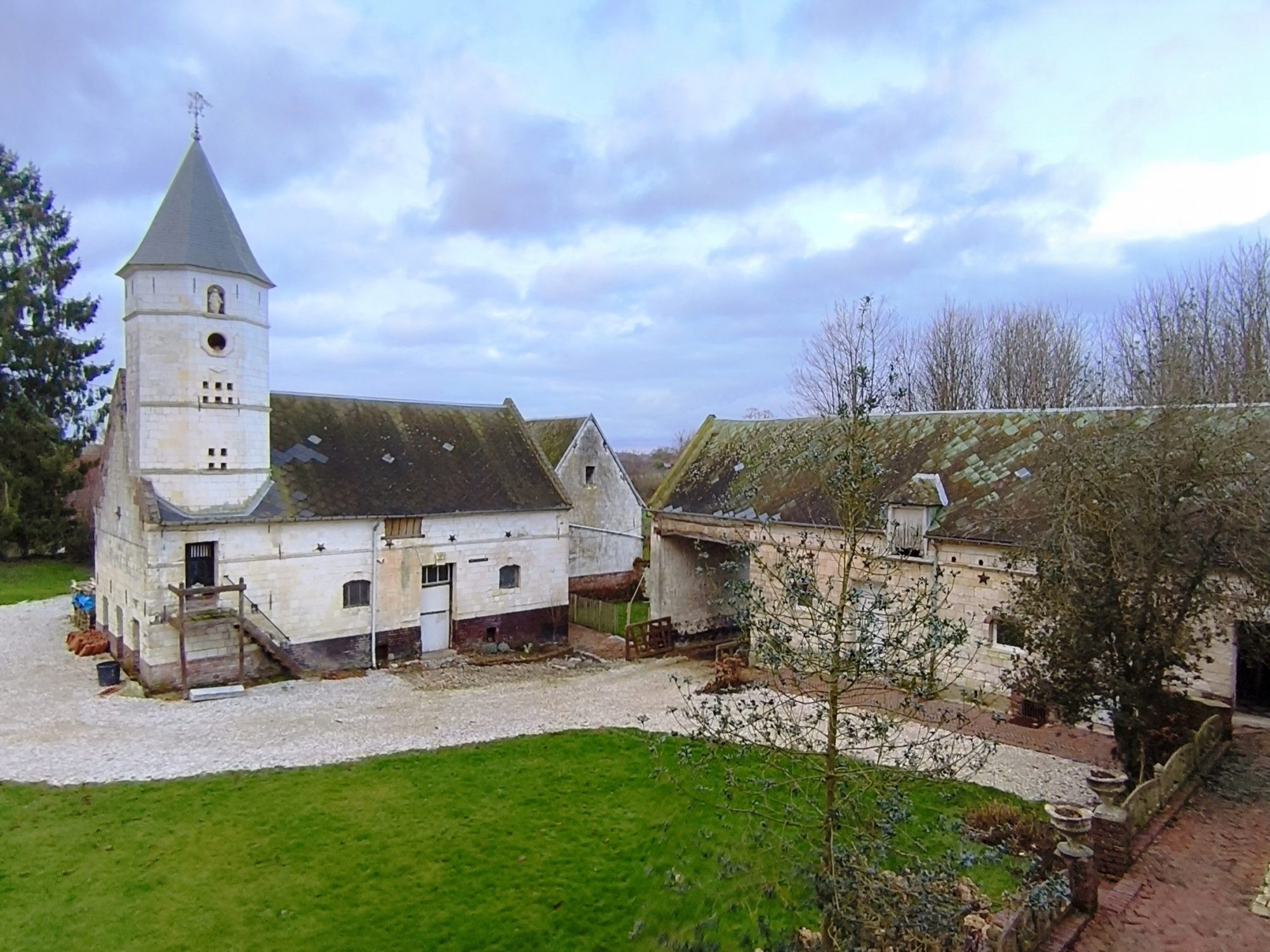 62158 Bavincourt - Propriété de 244m² - Dépendances et grand terrain