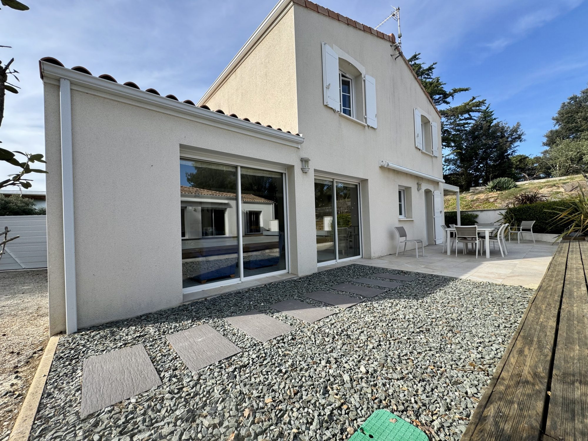 Maison à vendre à Saint-Georges-de-Didonne, 164 m²