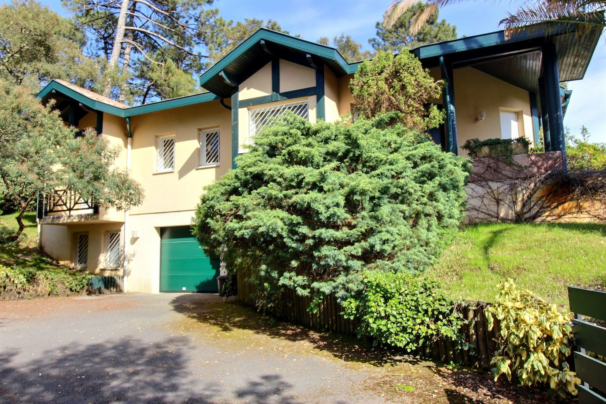 Maison d'architecte au calme absolue