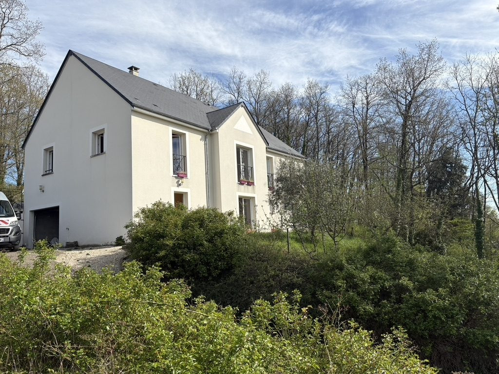 Grande maison de 2012-190 m2- 6 chambres
