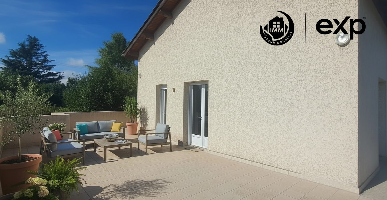 Exceptional Villa Saint Laurent de Mure 4