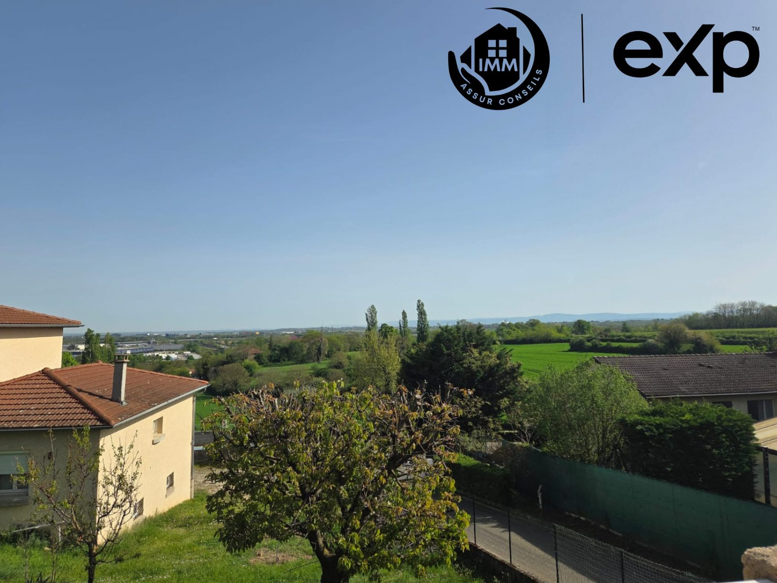 Exceptional Villa Saint Laurent de Mure 3