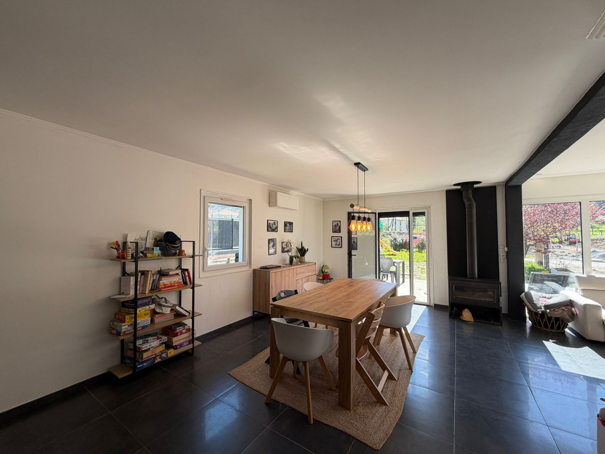 Maison à vendre à Cervens, 104 m²