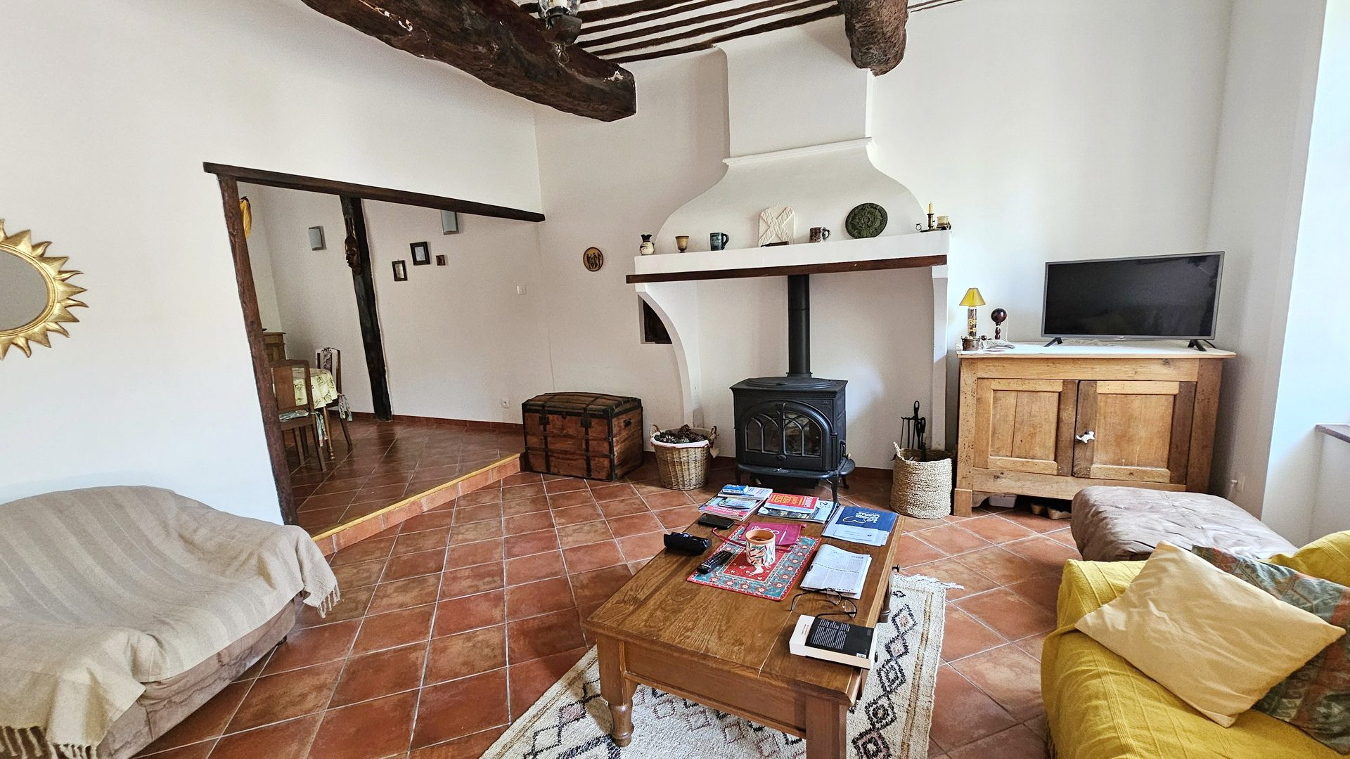 Village house with courtyard and garden 3