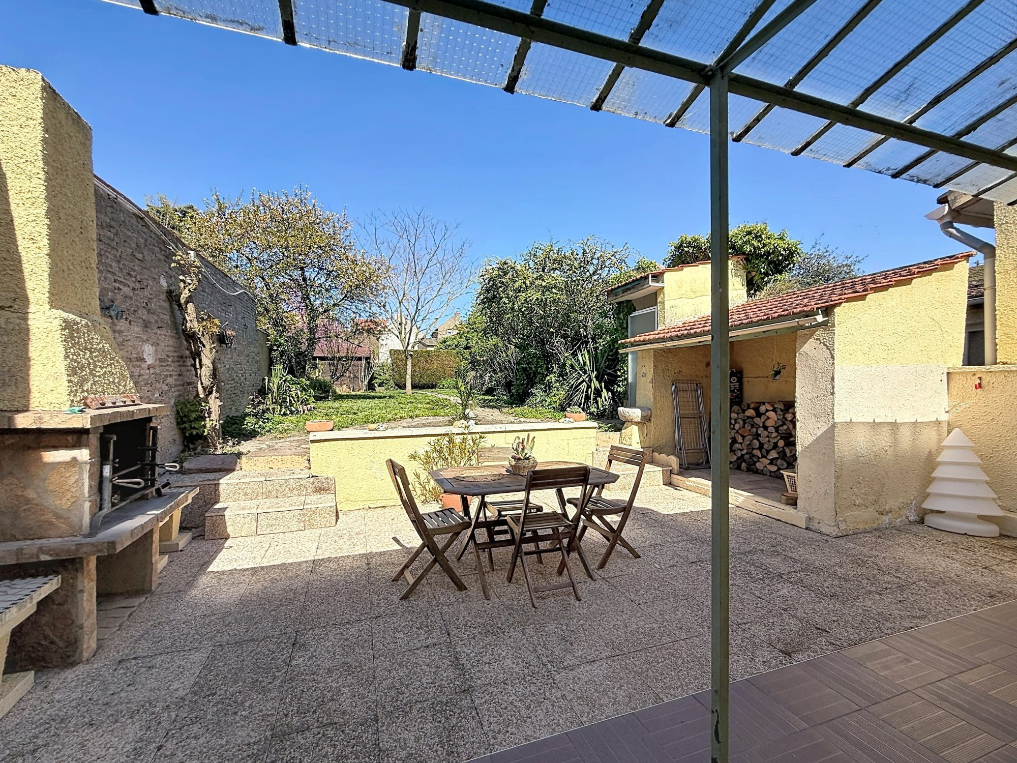 Maison dans Verdun-sur-le-Doubs