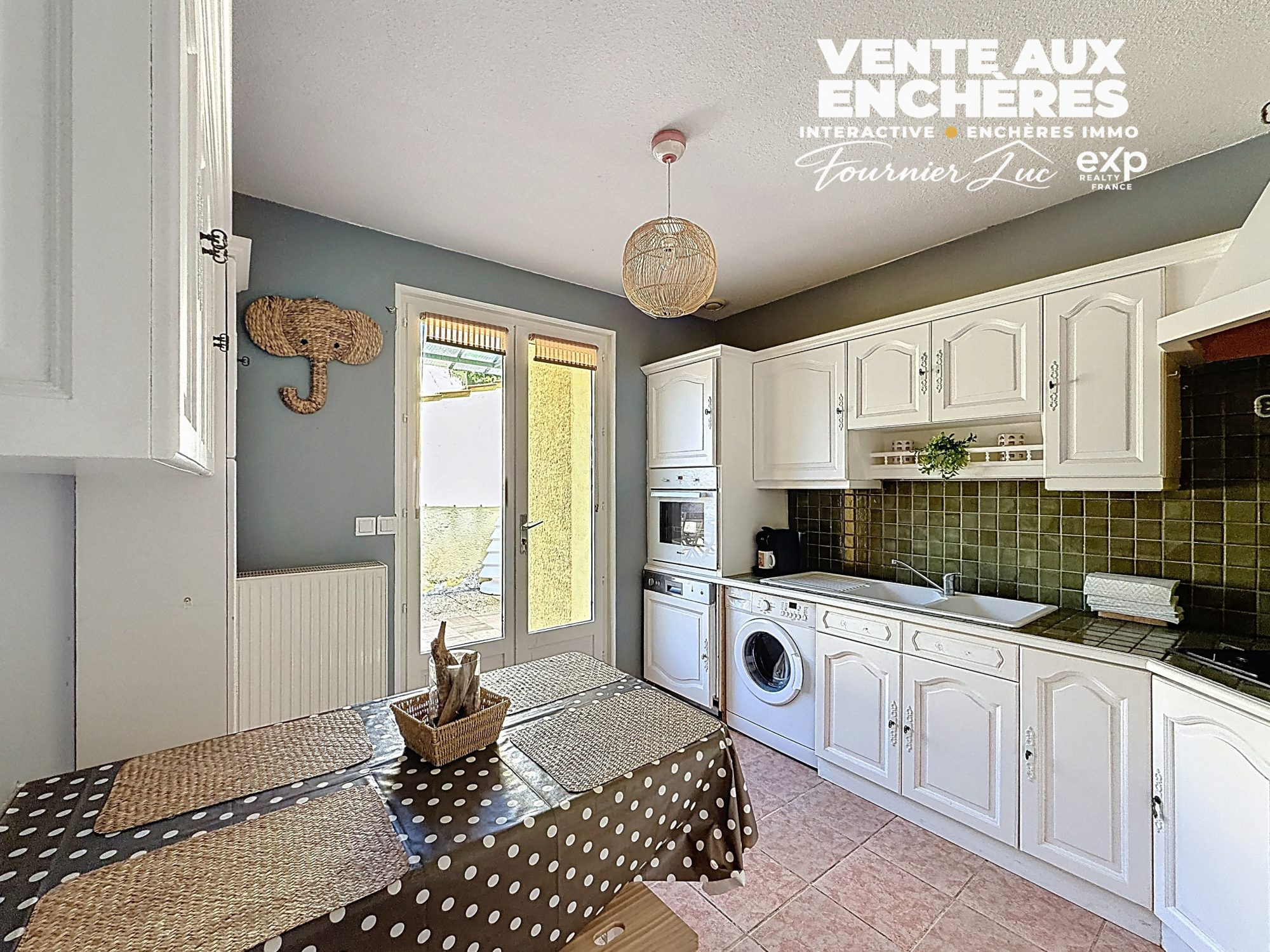 Mitoyenne 1 côté à vendre à Verdun-sur-le-Doubs, 92 m²