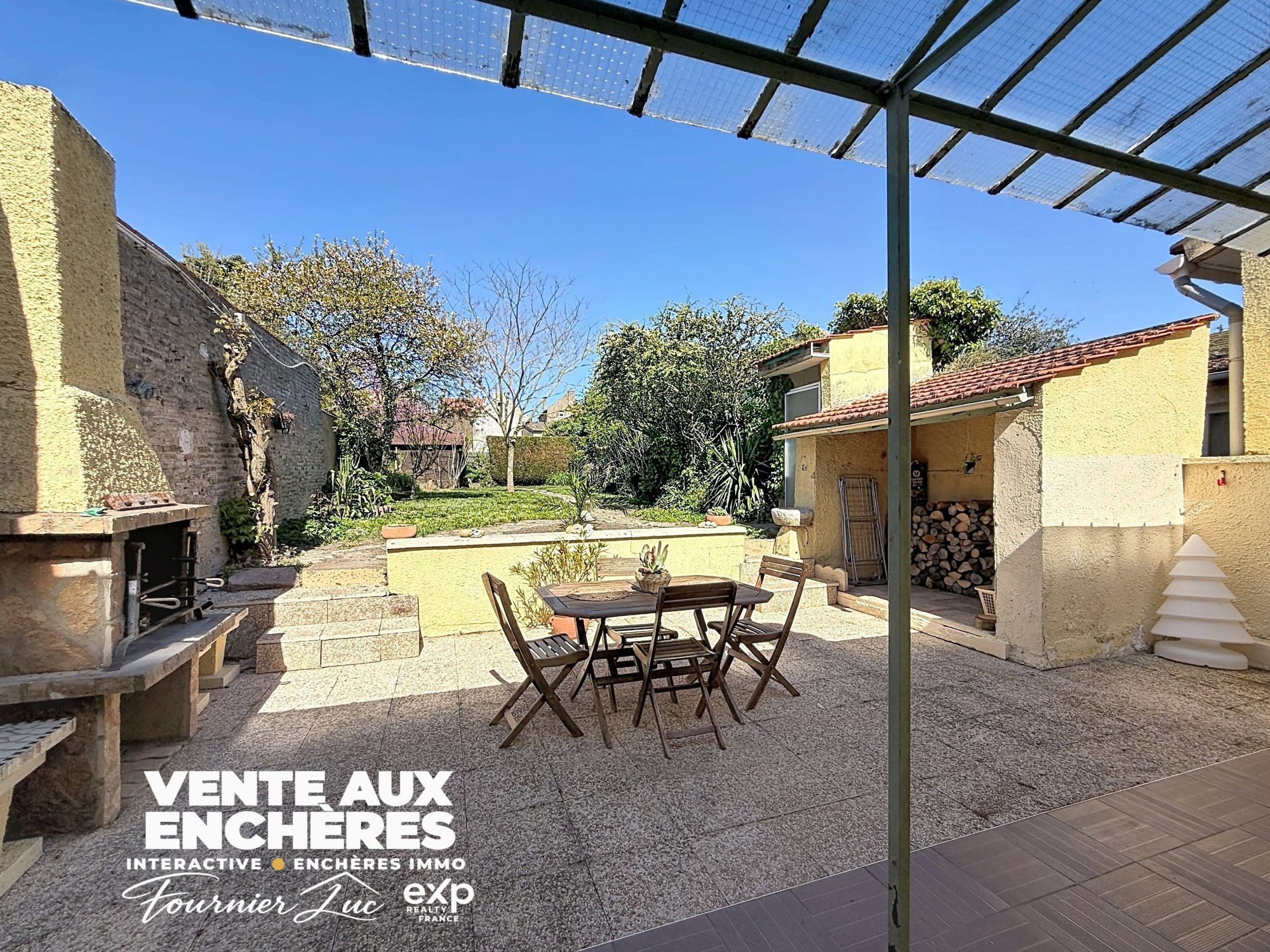 Mitoyenne 1 côté à vendre à Verdun-sur-le-Doubs, 92 m²